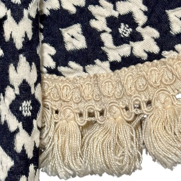 Uncle Frank Textured Bell Sleeve Tassel Detail Pul On Dress Size small - Picture 4 of 8